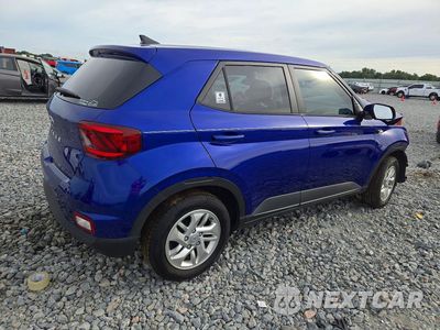 Trzecie zdjęcie samochodu z tyłu: 2021 HYUNDAI VENUE SE VIN:KMHRB8A36MU083100 - miniatura