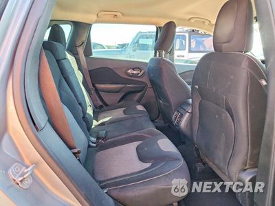 Zdjęcie 11 z 13 samochodu: 2014 JEEP CHEROKEE SPORT VIN:1C4PJLAB0EW167086 - miniatura