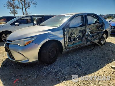 2017 TOYOTA CAMRY LE 4T1BF1FK8HU662995 - główne zdjęcie licytacji z USA - miniatura