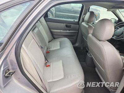 Zdjęcie 10 z 12 samochodu: 2006 FORD TAURUS SEL VIN:1FAFP56U16A139270 - miniatura