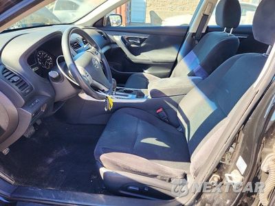 Zdjęcie 7 z 13 samochodu: 2014 NISSAN ALTIMA 2.5 S VIN:1N4AL3AP3EN386955 - miniatura