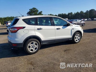 Trzecie zdjęcie samochodu z tyłu: 2017 FORD ESCAPE S VIN:1FMCU0F75HUB72899 - miniatura