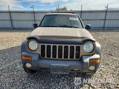 Piąte zdjęcie samochodu w środku: 2002 JEEP LIBERTY SPORT VIN:1J4GL48K42W187045 - miniatura