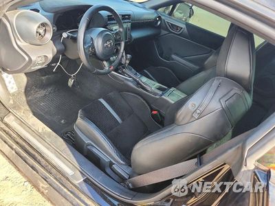 Zdjęcie 8 z 12 samochodu: 2023 TOYOTA GR 86 PREMIUM VIN:JF1ZNBF15P8760558 - miniatura