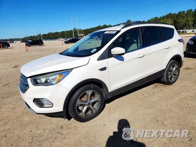 2017 FORD ESCAPE SE 1FMCU0GD2HUC43447 - główne zdjęcie licytacji z USA - miniatura