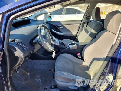Zdjęcie 7 z 12 samochodu: 2013 TOYOTA PRIUS TWO VIN:JTDKN3DU3D0348129 - miniatura