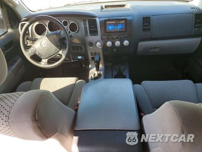 Zdjęcie 8 z 12 samochodu: 2012 TOYOTA TUNDRA CREWMAX SR5 VIN:5TFDY5F14CX231793 - miniatura