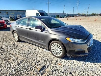 Czwarte zdjęcie samochodu z boku: 2015 FORD FUSION SE HYBRID VIN:3FA6P0LU9FR221616 - miniatura