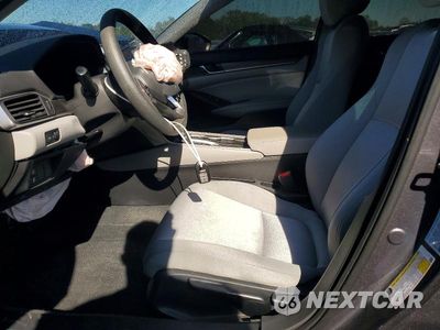 Zdjęcie 7 z 12 samochodu: 2019 HONDA ACCORD LX VIN:1HGCV1F14KA019685 - miniatura