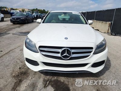 Piąte zdjęcie samochodu w środku: 2016 MERCEDES-BENZ C 300 VIN:55SWF4JBXGU162390 - miniatura