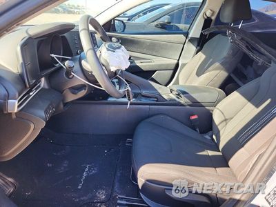 Zdjęcie 7 z 13 samochodu: 2021 HYUNDAI ELANTRA SEL VIN:KMHLM4AG7MU111143 - miniatura