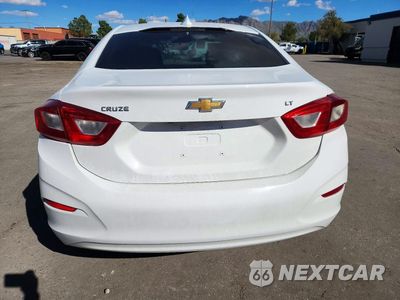 Zdjęcie 6 z 12 samochodu: 2018 CHEVROLET CRUZE LT VIN:1G1BE5SMXJ7191970 - miniatura