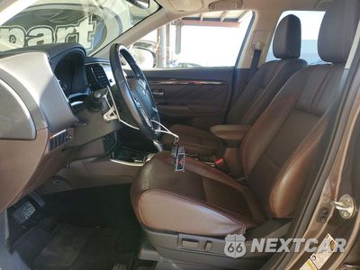 Zdjęcie 7 z 12 samochodu: 2018 MITSUBISHI OUTLANDER SE VIN:JA4J24A52JZ044962 - miniatura