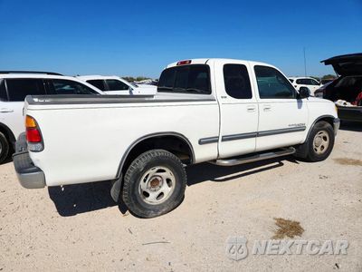 Trzecie zdjęcie samochodu z tyłu: 2002 TOYOTA TUNDRA SR5 V8 VIN:5TBRT34172S282469 - miniatura