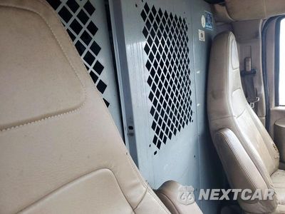 Zdjęcie 11 z 13 samochodu: 2016 CHEVROLET EXPRESS G2500 VIN:1GCWGBFF2G1162892 - miniatura