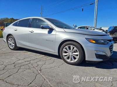 Czwarte zdjęcie samochodu z boku: 2020 CHEVROLET MALIBU LT VIN:1G1ZD5STXLF032383 - miniatura