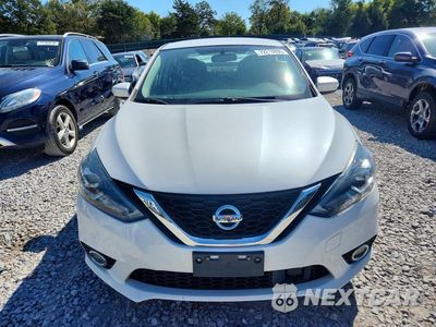 Piąte zdjęcie samochodu w środku: 2018 NISSAN SENTRA SR VIN:3N1AB7AP9JY304814 - miniatura