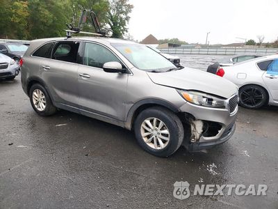 Czwarte zdjęcie samochodu z boku: 2017 KIA SORENTO L VIN:5XYPG4A3XHG246831 - miniatura