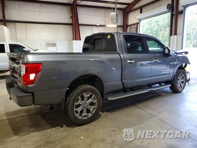 Trzecie zdjęcie samochodu z tyłu: 2019 NISSAN TITAN XD SV VIN:1N6AA1F47KN526369 - miniatura