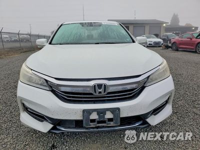 Piąte zdjęcie samochodu w środku: 2017 HONDA ACCORD TOURING HYBRID VIN:JHMCR6F7XHC000896 - miniatura