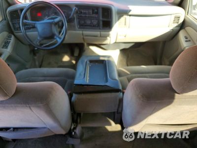 Zdjęcie 8 z 13 samochodu: 2002 CHEVROLET TAHOE C1500 VIN:1GNEC13ZX2R311650 - miniatura