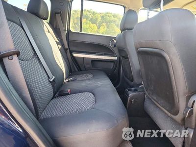 Zdjęcie 11 z 13 samochodu: 2008 CHEVROLET HHR LT VIN:3GNCA23D48S680162 - miniatura