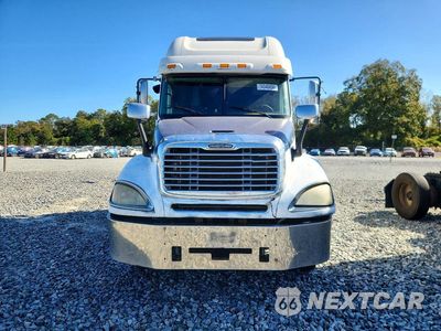 Piąte zdjęcie samochodu w środku: 2005 FREIGHTLINER CONVENTIONAL COLUMBIA VIN:1FUJA6CK75LU14375 - miniatura