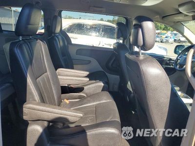Zdjęcie 11 z 13 samochodu: 2015 CHRYSLER TOWN & COUNTRY TOURING VIN:2C4RC1BG3FR618975 - miniatura