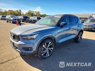 2020 VOLVO XC40 T5 R-DESIGN YV4162UM5L2307388 - główne zdjęcie licytacji z USA - miniatura