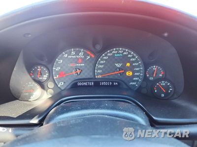 Zdjęcie 9 z 12 samochodu: 2001 CHEVROLET CORVETTE Z06 VIN:1G1YY12SX15115217 - miniatura