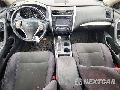 Zdjęcie 8 z 13 samochodu: 2013 NISSAN ALTIMA 2.5 VIN:1N4AL3AP6DN460710 - miniatura