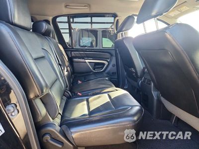 Zdjęcie 10 z 13 samochodu: 2015 NISSAN ARMADA SL VIN:5N1AA0NC4FN618997 - miniatura
