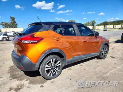 Trzecie zdjęcie samochodu z tyłu: 2019 NISSAN KICKS S VIN:3N1CP5CU7KL515428 - miniatura