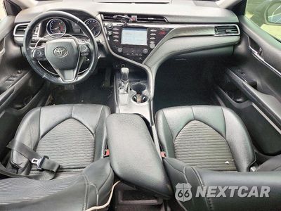Zdjęcie 8 z 12 samochodu: 2018 TOYOTA CAMRY SE VIN:4T1B11HK9JU047728 - miniatura