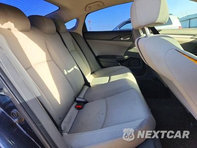 Zdjęcie 10 z 12 samochodu: 2017 HONDA CIVIC LX VIN:19XFC2F69HE205991 - miniatura