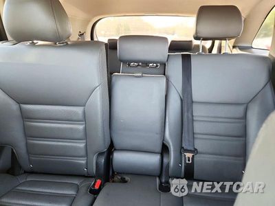 Zdjęcie 10 z 13 samochodu: 2016 KIA SORENTO EX VIN:5XYPH4A58GG160771 - miniatura