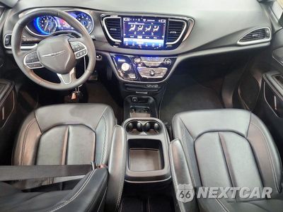 Zdjęcie 8 z 13 samochodu: 2025 CHRYSLER PACIFICA SELECT VIN:2C4RC1BG7SR531509 - miniatura
