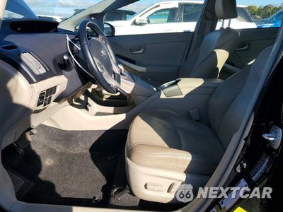 Zdjęcie 7 z 12 samochodu: 2014 TOYOTA PRIUS FOUR VIN:JTDKN3DU6E0388948 - miniatura