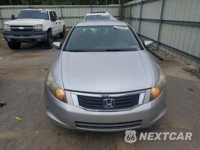 Piąte zdjęcie samochodu w środku: 2009 HONDA ACCORD LX VIN:1HGCP26399A002585 - miniatura