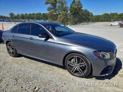Czwarte zdjęcie samochodu z boku: 2019 MERCEDES-BENZ E 300 VIN:WDDZF4JB1KA634899 - miniatura