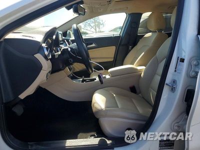 Zdjęcie 7 z 13 samochodu: 2015 MERCEDES-BENZ GLA 250 VIN:WDCTG4EB7FJ164515 - miniatura