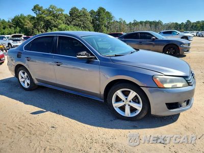Czwarte zdjęcie samochodu z boku: 2013 VOLKSWAGEN PASSAT SE VIN:1VWBN7A31DC038818 - miniatura