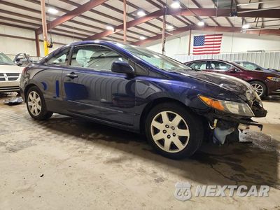Czwarte zdjęcie samochodu z boku: 2008 HONDA CIVIC LX VIN:2HGFG12648H548718 - miniatura