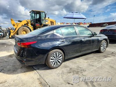 Trzecie zdjęcie samochodu z tyłu: 2024 NISSAN ALTIMA SV VIN:1N4BL4DV4RN431931 - miniatura