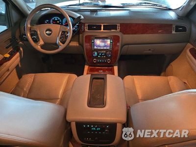 Zdjęcie 8 z 13 samochodu: 2009 CHEVROLET TAHOE K1500 LTZ VIN:1GNFK33009R217050 - miniatura