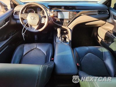 Zdjęcie 8 z 12 samochodu: 2018 TOYOTA CAMRY SE VIN:4T1B11HK8JU040723 - miniatura