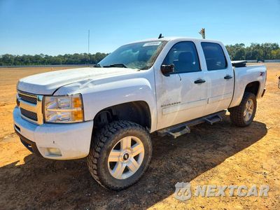 2010 CHEVROLET SILVERADO K1500 LTZ 3GCRKTE3XAG140415 - główne zdjęcie licytacji z USA - miniatura