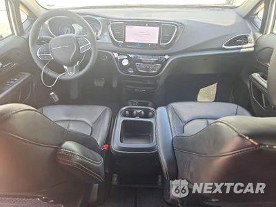 Zdjęcie 8 z 13 samochodu: 2026 CHRYSLER PACIFICA SELECT VIN:2C4RC1BG0TR179469 - miniatura