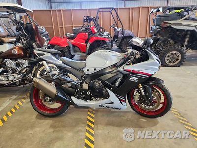 2023 SUZUKI GSX-R750 JS1GR7MA7P7101080 - główne zdjęcie licytacji z USA - miniatura