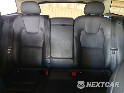 Zdjęcie 10 z 13 samochodu: 2025 VOLVO XC60 PLUS VIN:YV4M12RC9S1096308 - miniatura